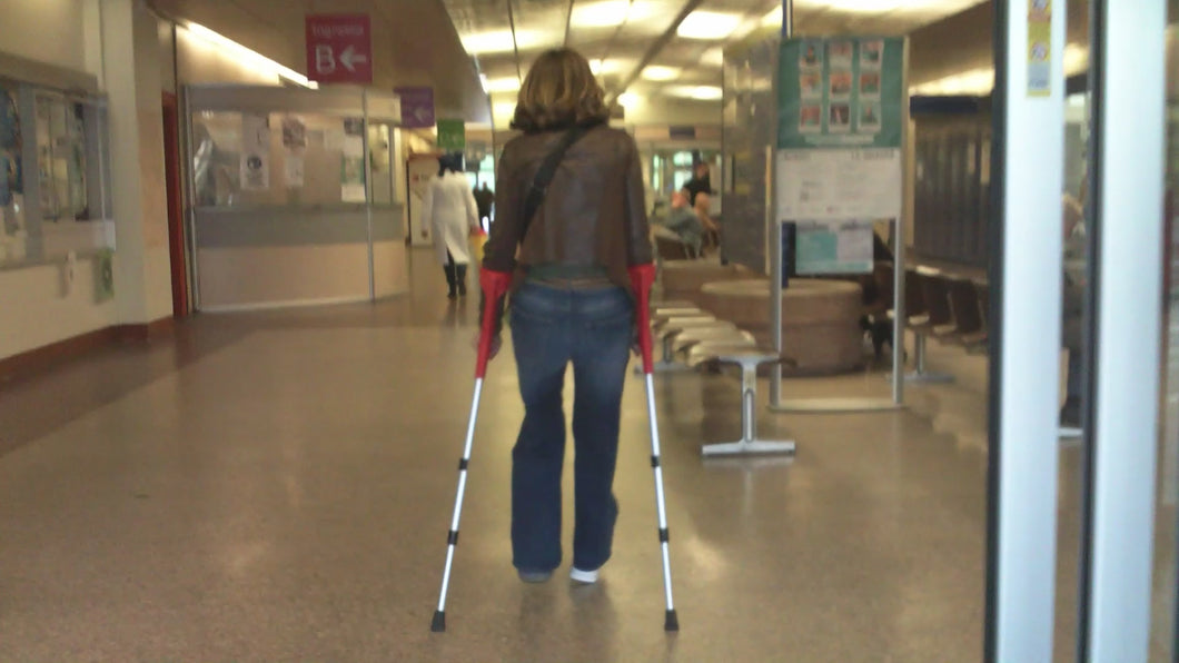 195 - Lady Vacoped - crutches